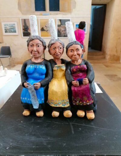 3 femmes bretonnes Sculpture Marie Nichet